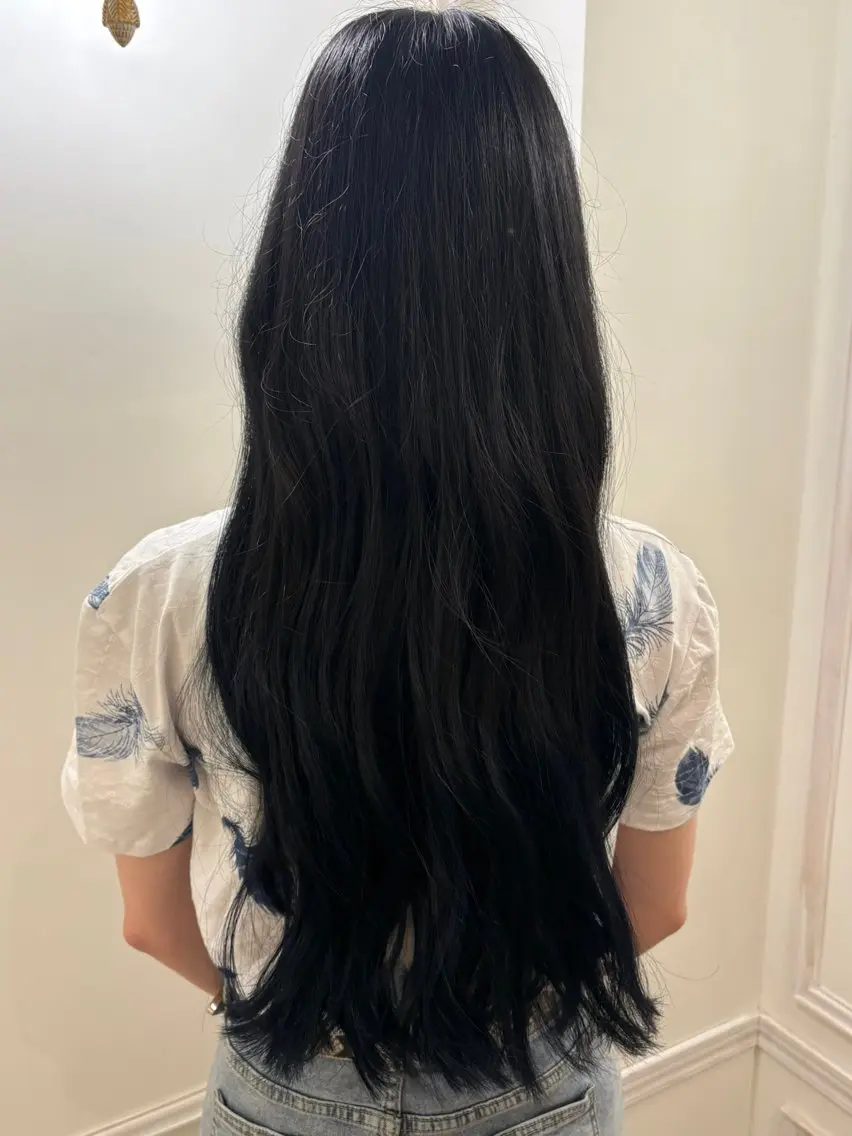 ロング カラー 黒髪 GLanz 朱蒙のヘアスタイル