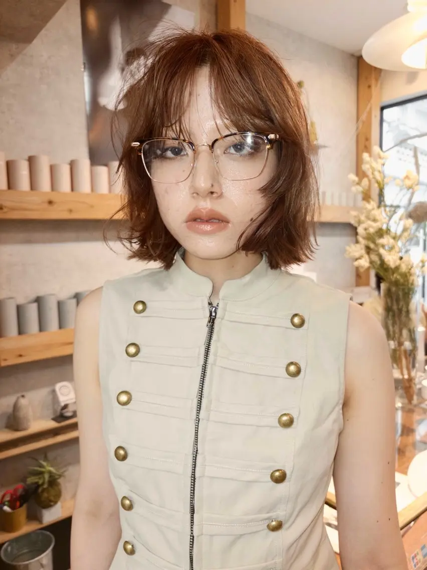 ショート ヘアカラー miu🪅縮毛矯正 モデル募集のヘアスタイル