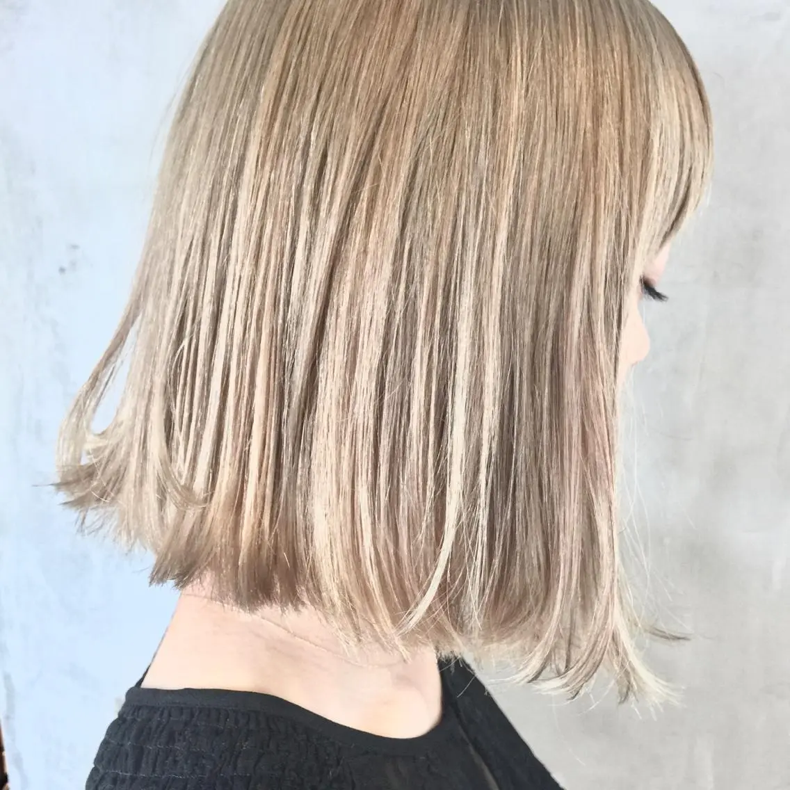 ミディアム ヘアカラー 韓国式パーマ🔥 ブリーチ🔥TOMOのヘアスタイル