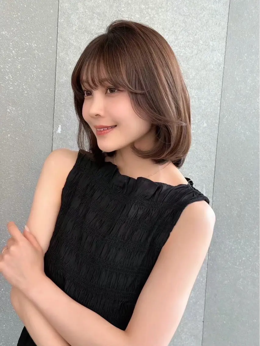 ミディアム Ruri縮毛矯正 酸性ストレートのヘアスタイル