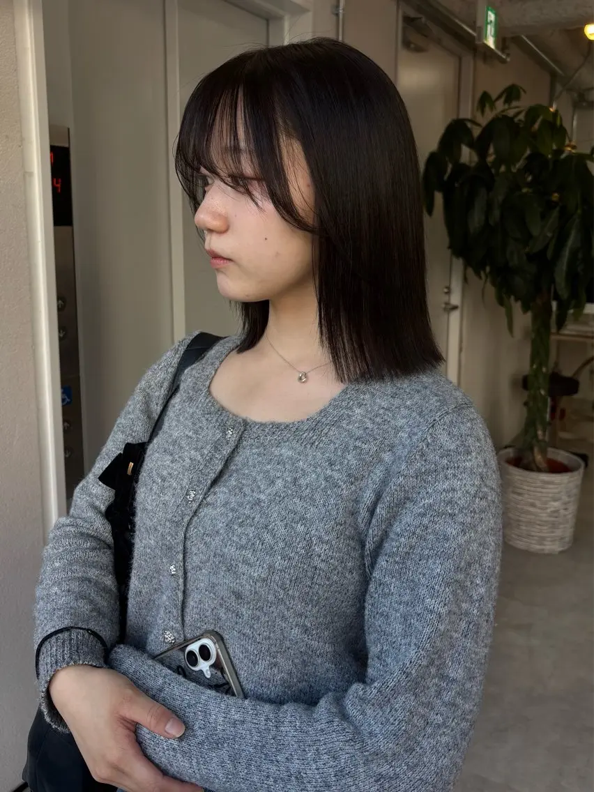 ミディアム カラー ショコラグレージュ グレージュ カット ヘアカラー トリートメント 透明感カラー/髪質改 善/烏丸御池/寿々乃のヘアスタイル