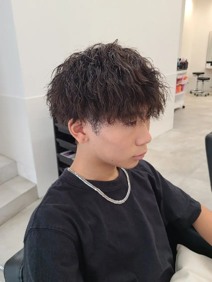 ショート パーマ メンズ カット パーマ 桐島 令奈のヘアスタイル