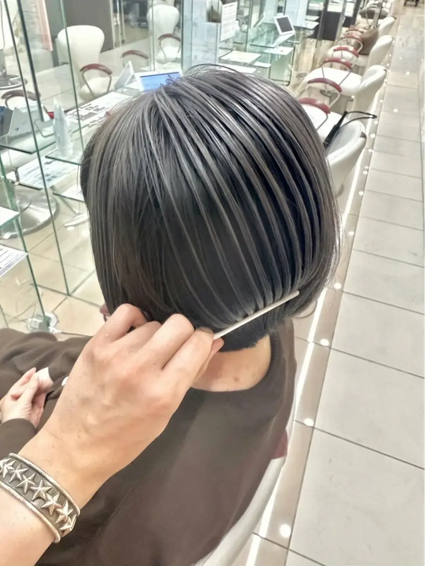 ミディアム ヘアカラー トリートメント 似合わせカット✨/ EARTH森町長尾のヘアスタイル