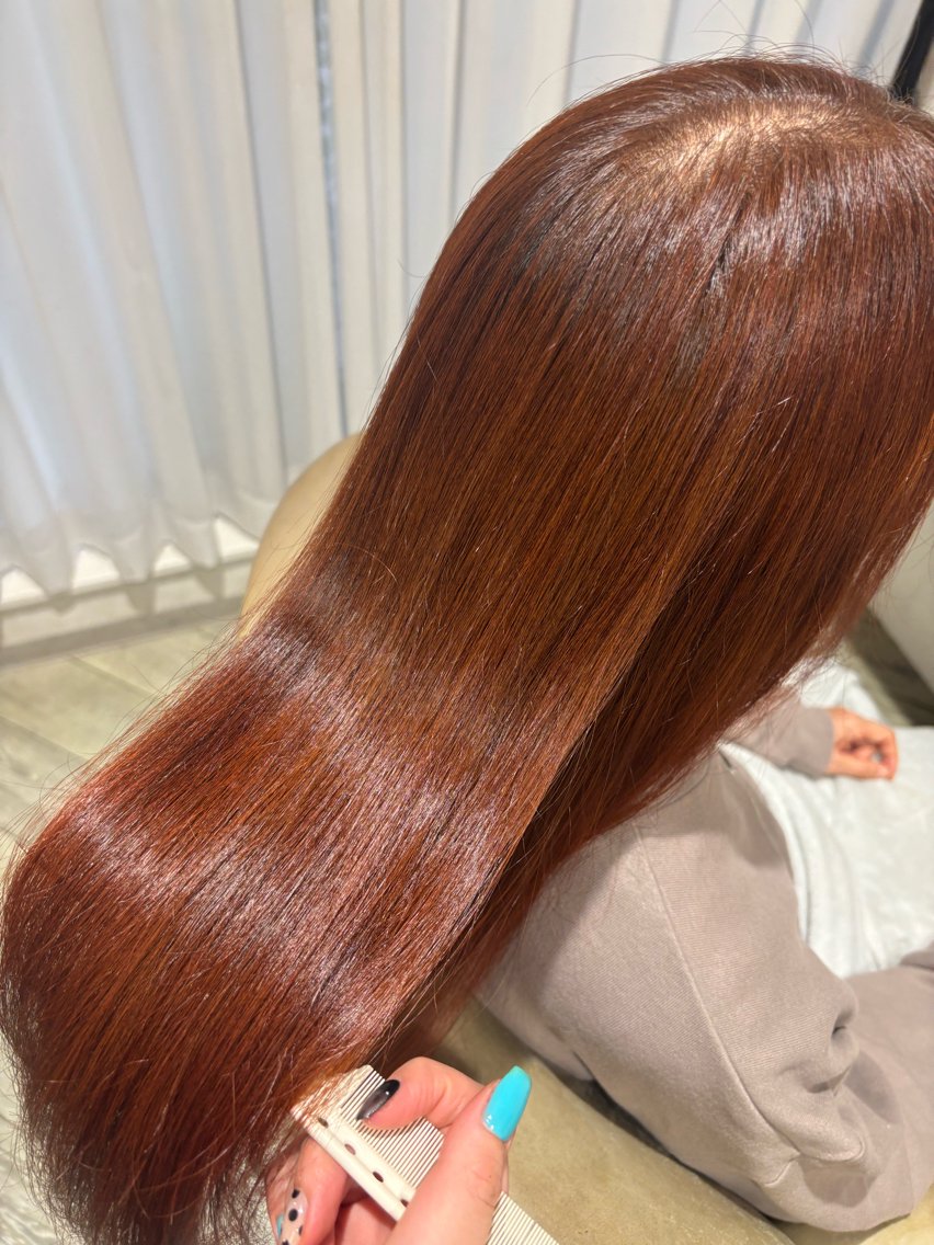 カラー 吉荒 璃子のヘアスタイル