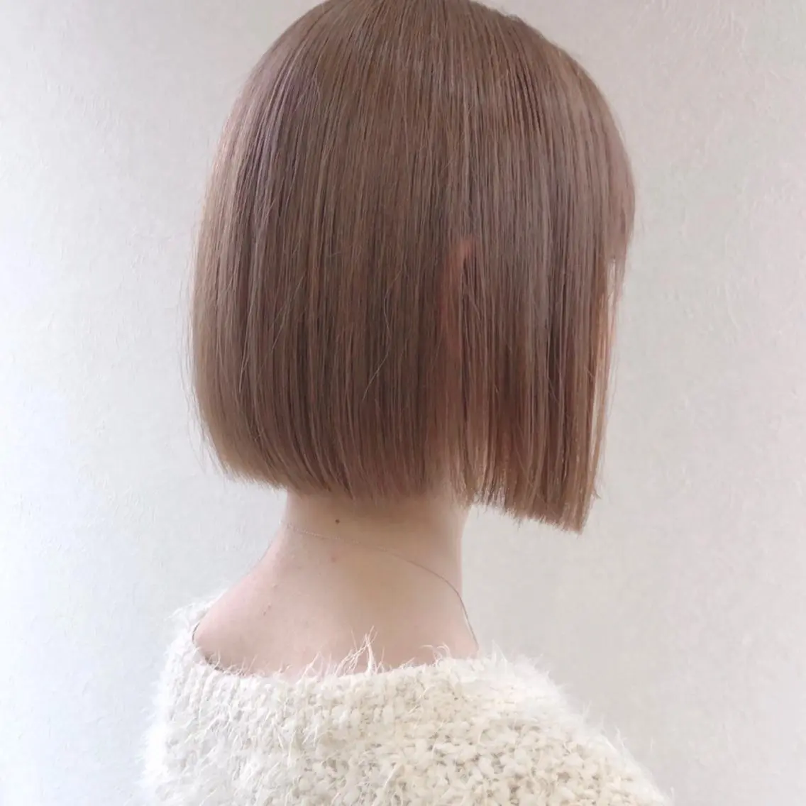 ミディアム ミディアムパーマ ボブ ハイライト 髪質改善 レイヤーカット カット ヘアカラー トリートメント 🎗️comoda 神戸三宮 髪質改善のヘアスタイル