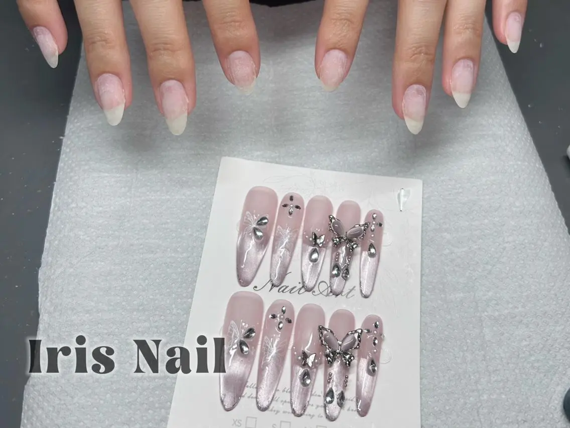 ネイル ハンドネイル ハンドケア 🍒IRIS Nail🌸のネイルデザイン
