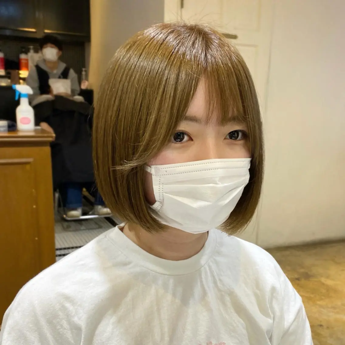 ショート カラー ベージュカラー ブリーチ ダブルカラー ブリーチなしカラー ヘアカラー RIKA韓国ヘア/く びれヘア/上品カラーのヘアスタイル