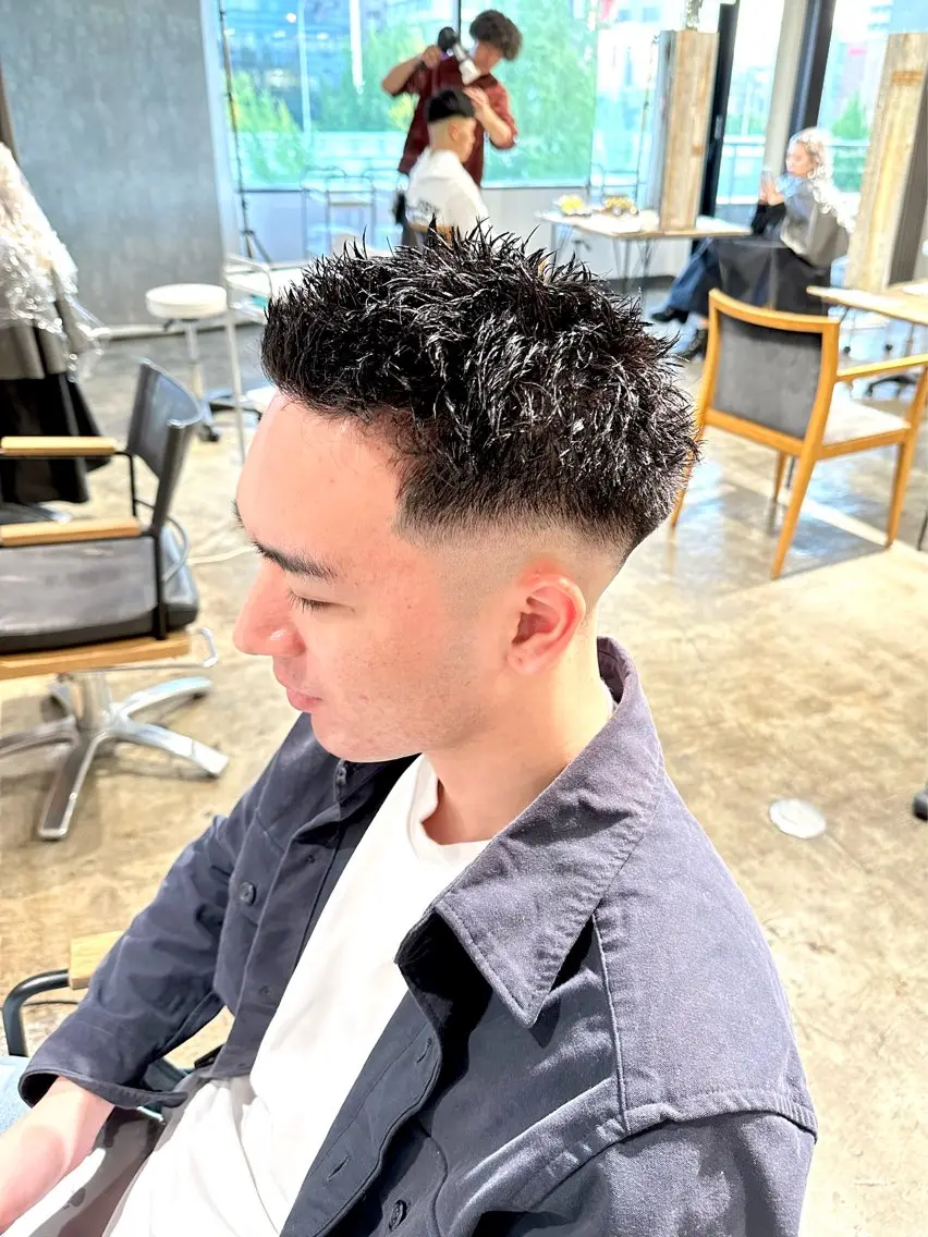 メンズ フェードカット メンズパーマ スキンフェード スパイキーショート カット 骨格補正施術/メンズ 専門美容師/YUYAのヘアスタイル