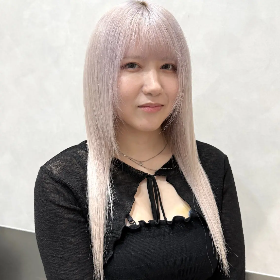 ミディアム ヘアカラー トリートメント ✨ブリーチ支持No1 複雑履歴修正/舘岡のヘアスタイル