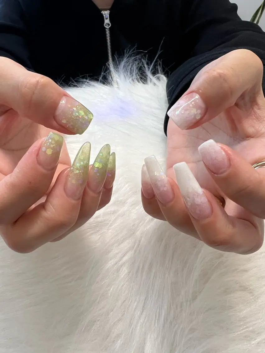 【オフなし】スカルプラメワンカラーorラメグラデ💅ジェルコーティング付きの写真