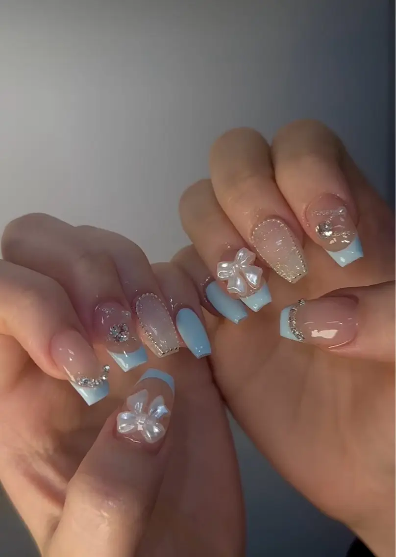 ネイル フレンチネイル ジェルネイル 韓国ネイル マグネットネイル マグネットフレンチ akina nailsのネイルデザイン