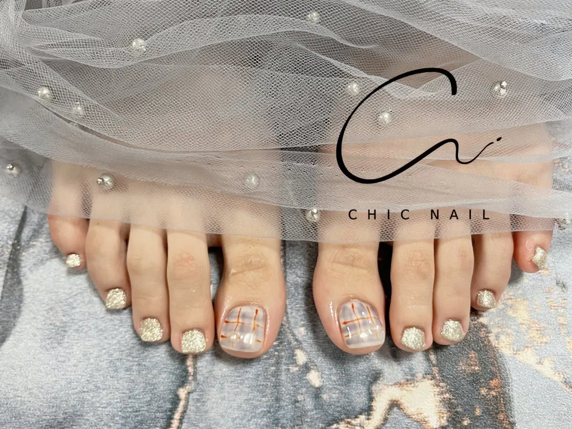 ネイル フットネイル CHIC NailSalonのネイルデザイン