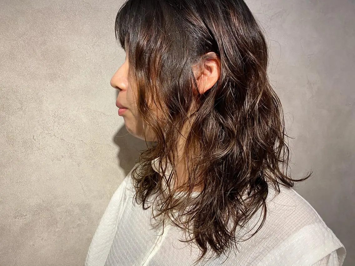 セミロング パーマ 坂上 里果のヘアスタイル