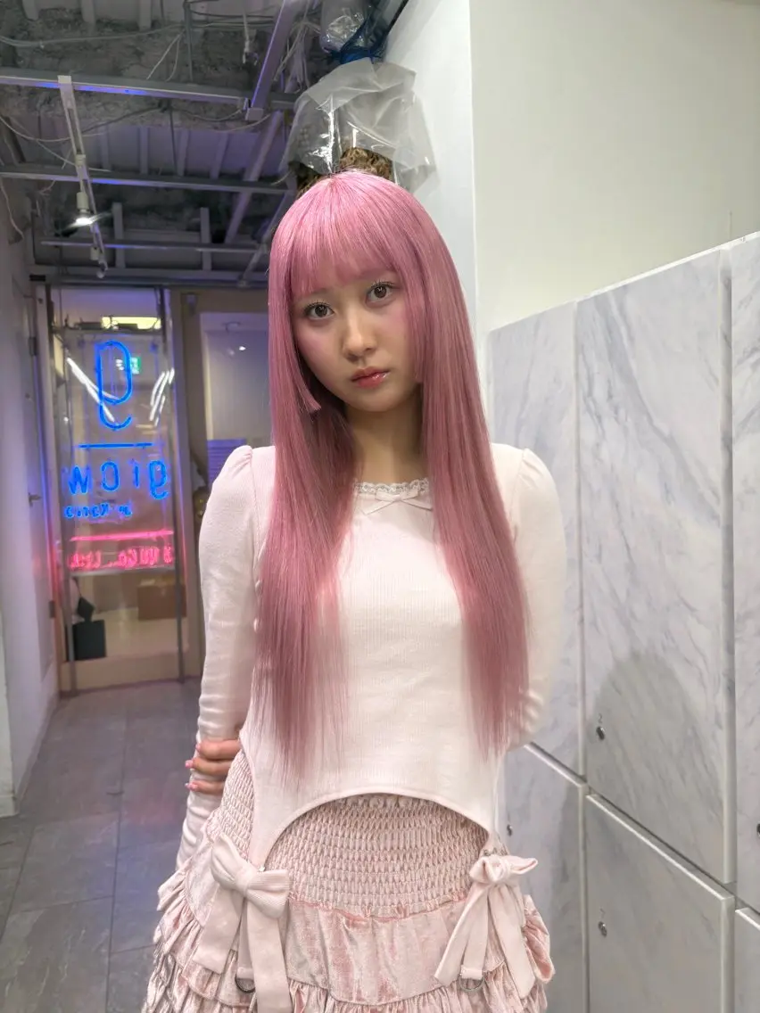 ロング カラー プルエクステ ブリーチ エクステ カット ヘアカラー エクステ 🪸店長ハイトーン エクステmisakiのヘアスタイル