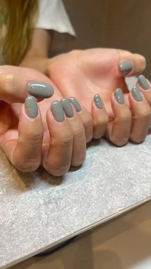 ネイル ワンカラーネイル 𝐊𝐚𝐨𝐫𝐢 𝐑𝐨𝐬𝐞🥀のネイルデザイン