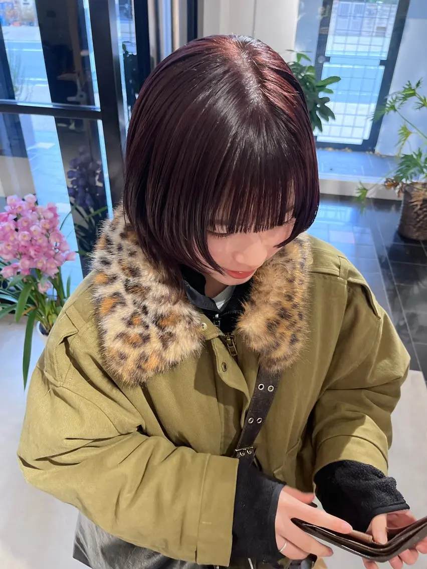 ミディアム カット ヘアカラー Yui⭐️ 透け感カラーのヘアスタイル