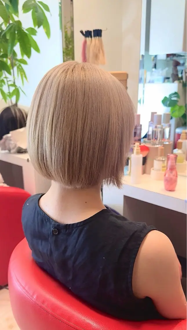 ミディアム ヘアカラー 中野 光瑠のヘアスタイル