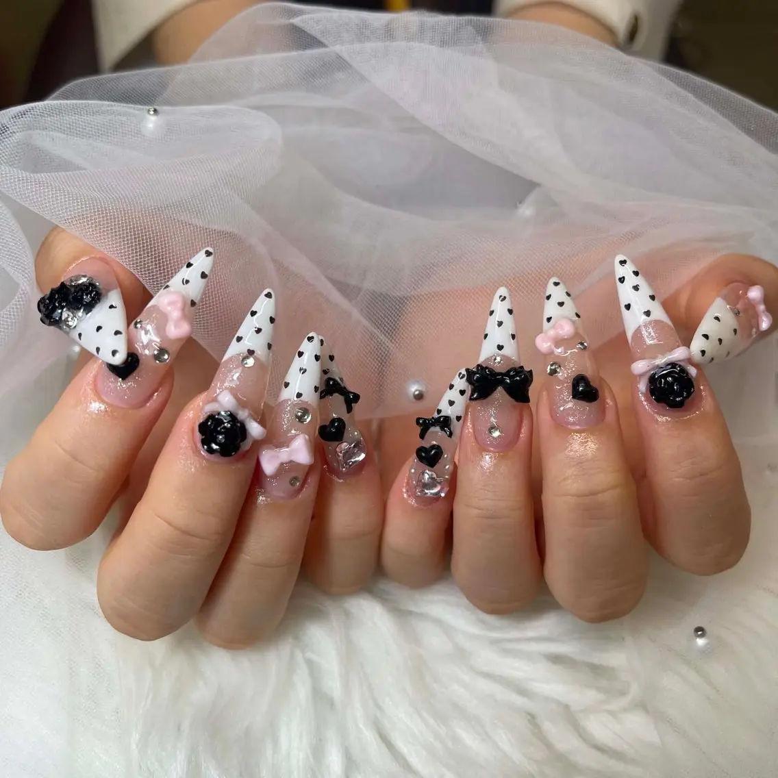 ネイル ハンドネイル NiJi Nailsのネイルデザイン