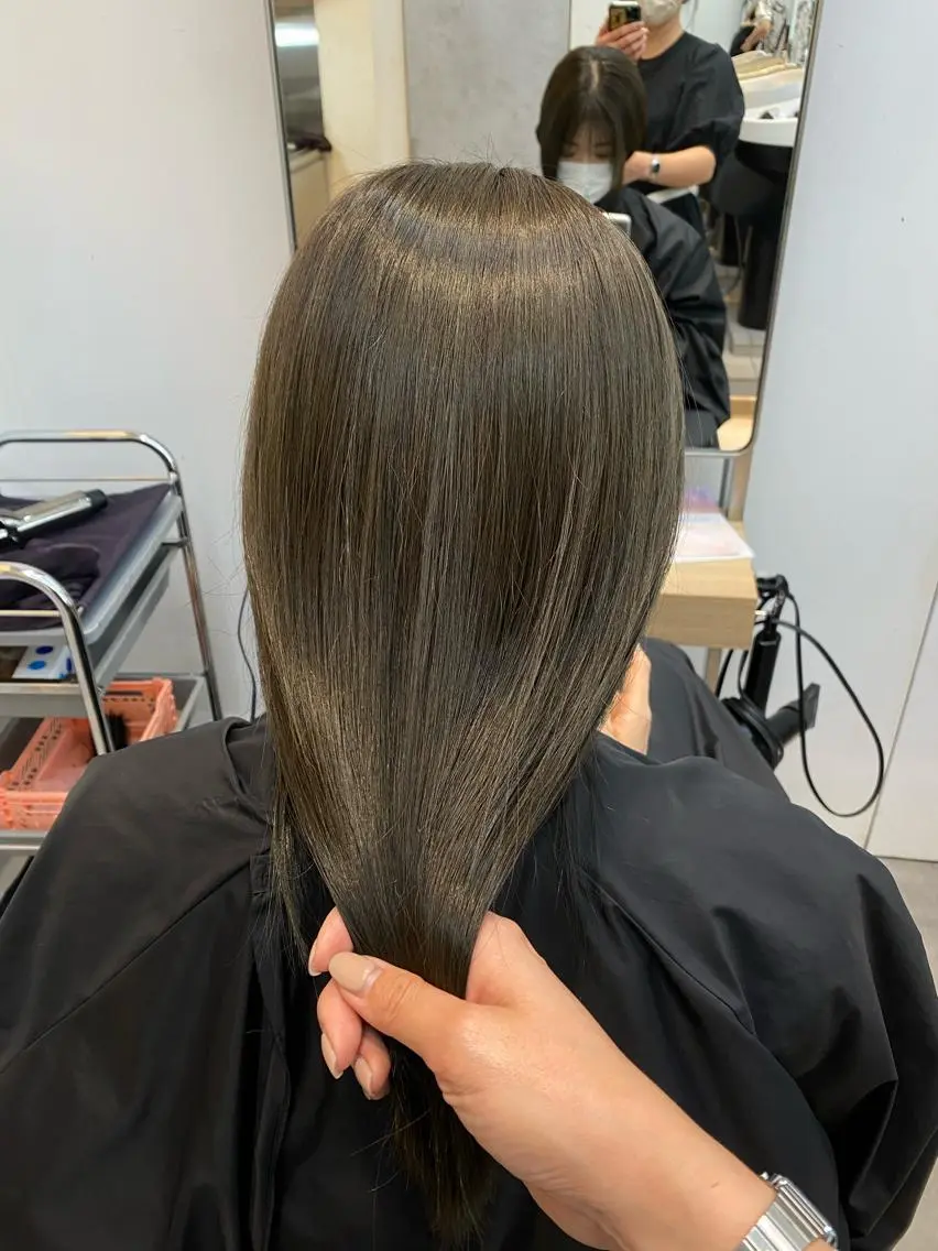 透明感フルカラー+復元バイカルテトリートメント+長さ料金ありの写真