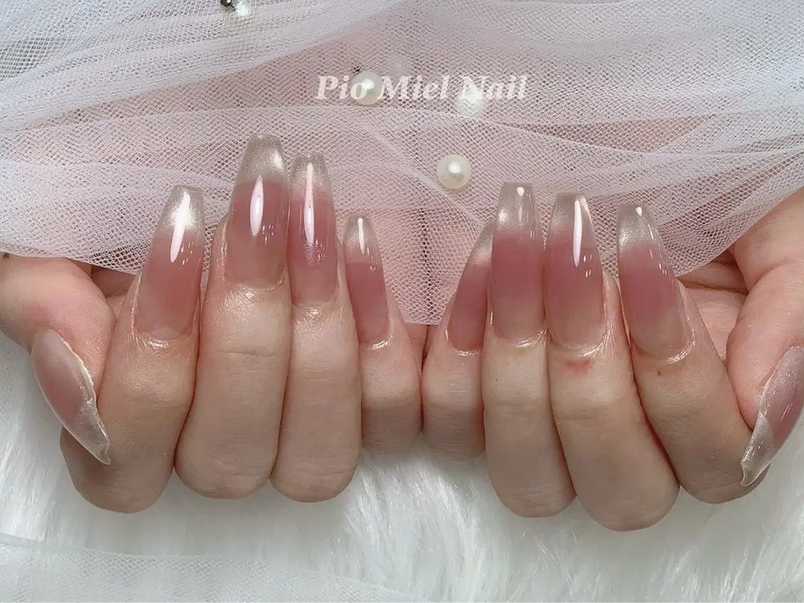 ネイル ハンドネイル HANA 長さだしのネイルデザイン
