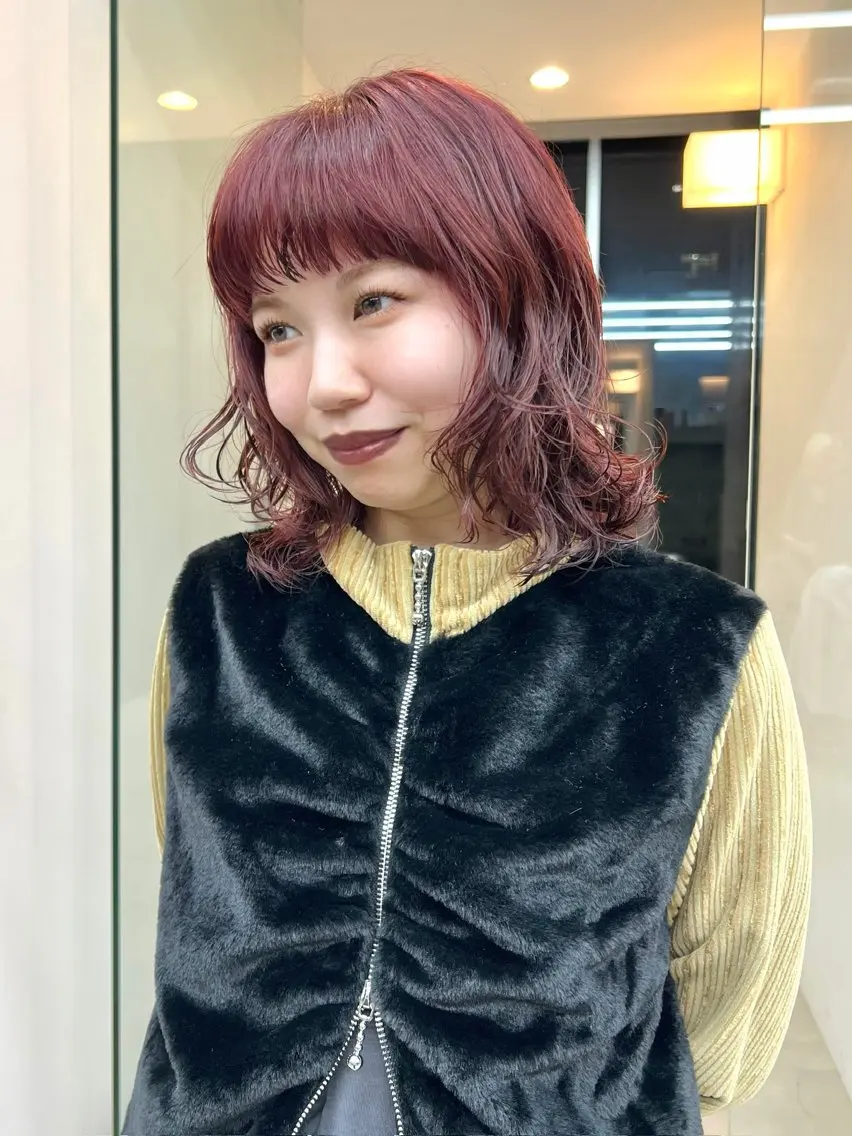 ミディアム ミディアムパーマ ボブ カット ヘアカラー トリートメント 秋野 花衣のヘアスタイル
