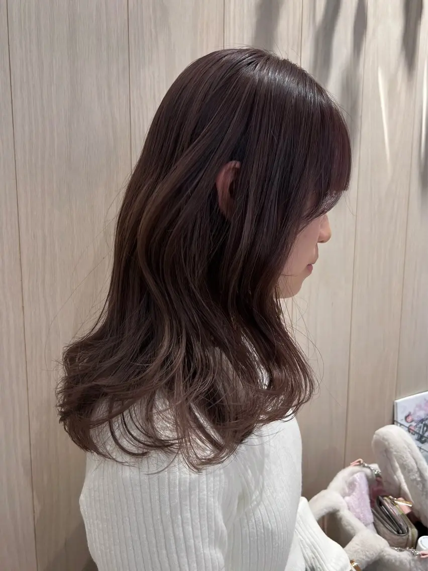 セミロング カラー ブラウンカラー 透明感カラー ココアブラウン グレージュ ラベンダーカラー カット ヘアカラー 【表参道】レイヤー/ 透明感/Wcolorのヘアスタイル