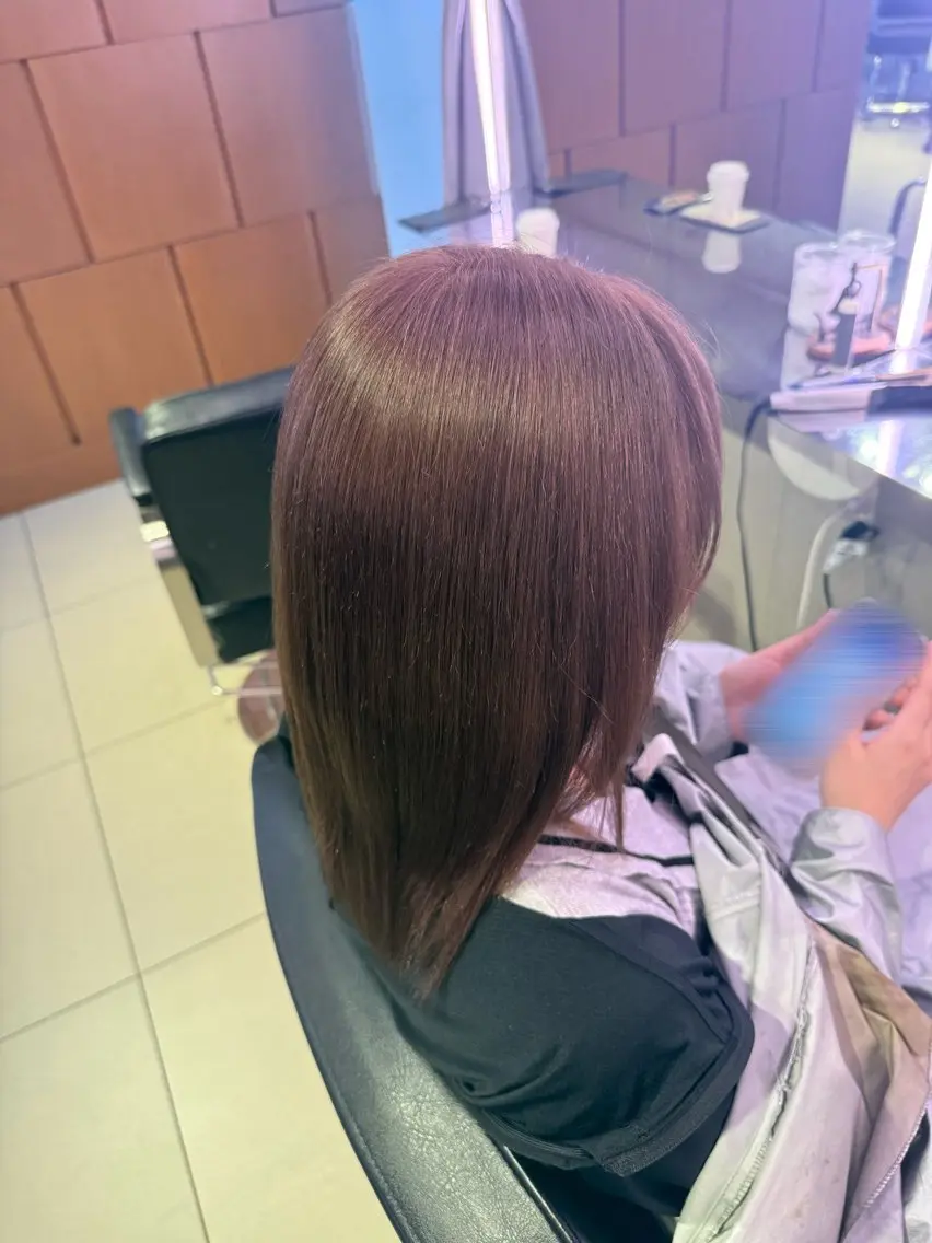 カラー ベージュカラー ブリーチ ミルキーベージュ 上松 美貴のヘアスタイル