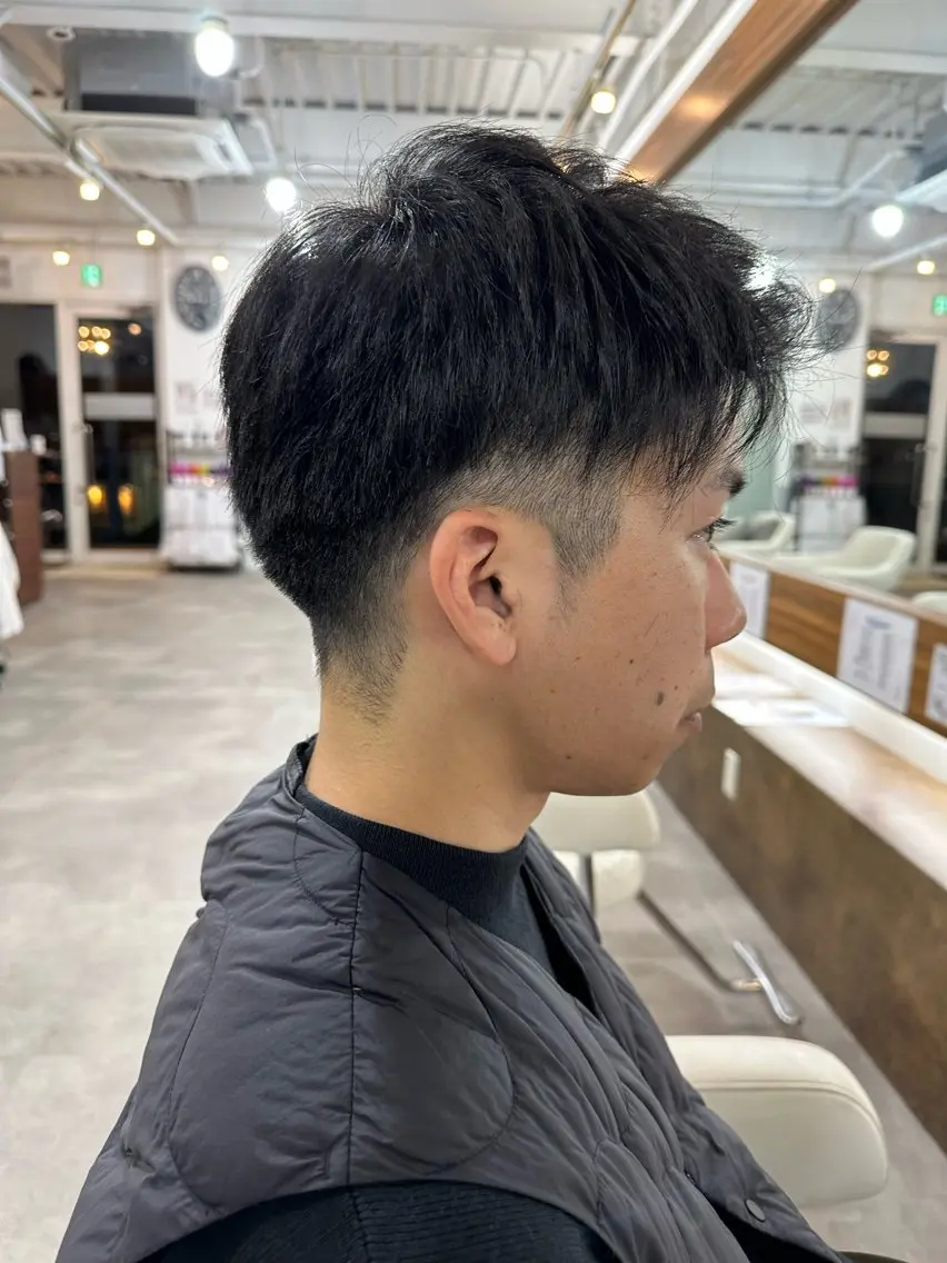 ショート 我満 宏映のヘアスタイル