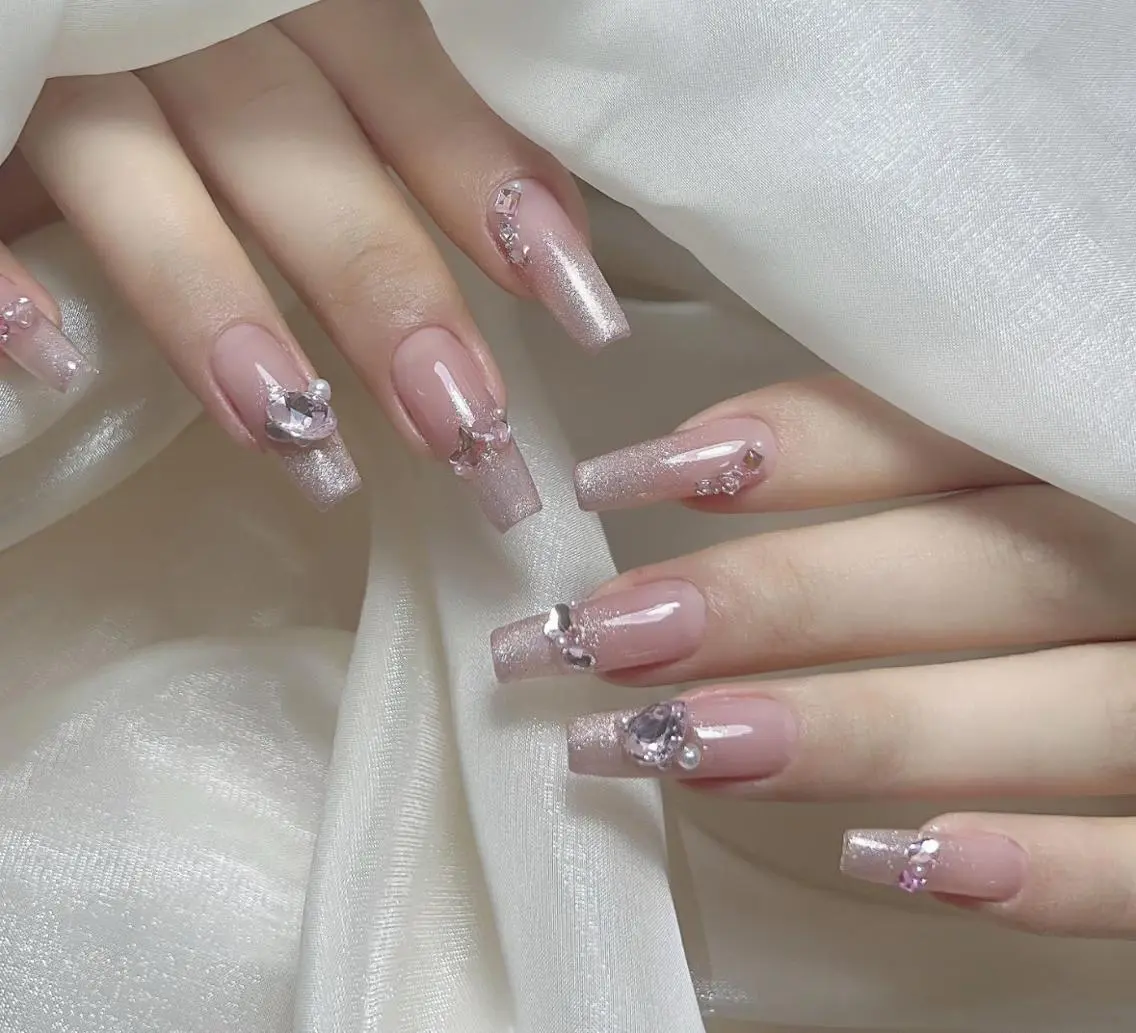 ネイル ハンドネイル ハンドケア 🍑 momo_nailのネイルデザイン