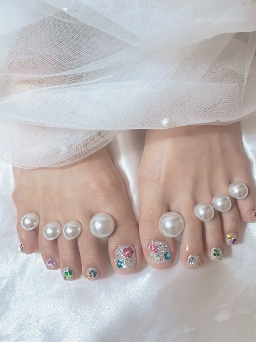 ネイル アートネイル チークネイル フレンチネイル ジェルネイル ガラスフレンチ Queeens nailのネイルデザイン