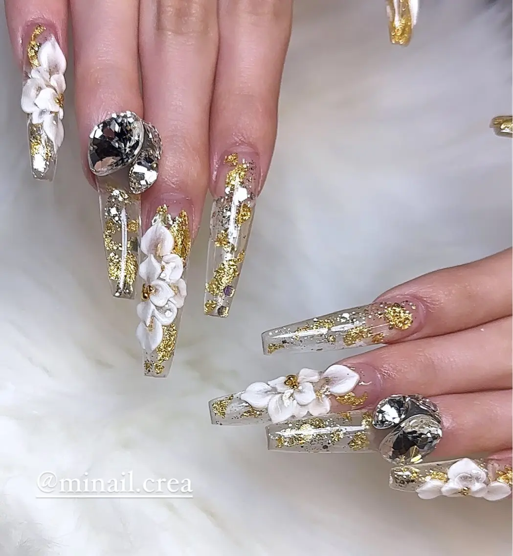 ネイル 成人式 キラキラネイル ロングネイル スカルプネイル ハンドネイル CReA nailのネイルデザイン