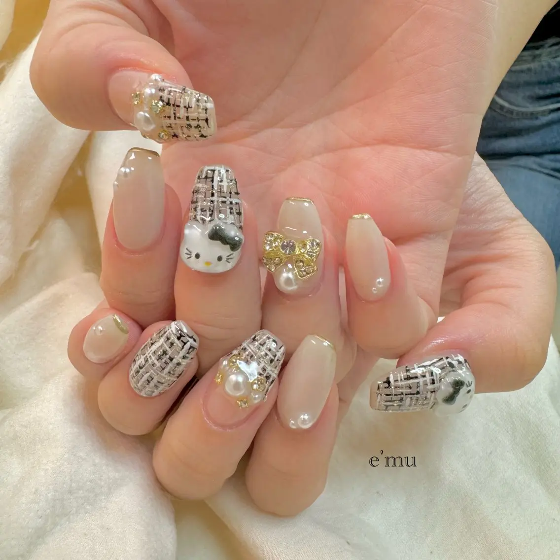ネイル フレンチネイル ガーリー ツイードネイル nail salon e'mu💐のネイルデザイン