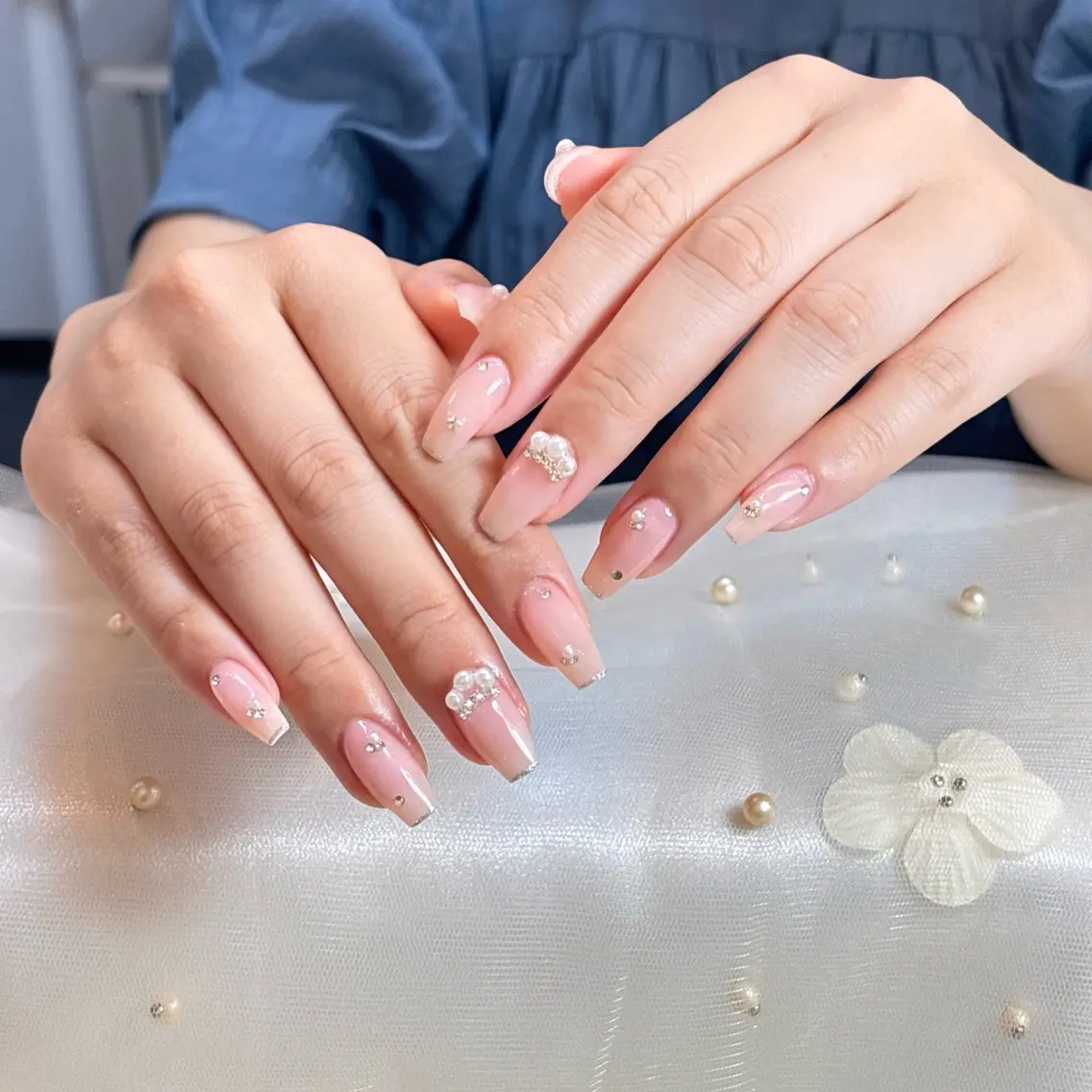 ネイル 桜ネイル 長さ出し フレンチネイル 韓国ネイル マグネットネイル ハンドネイル Kiwami nailsalonのネイルデザイン