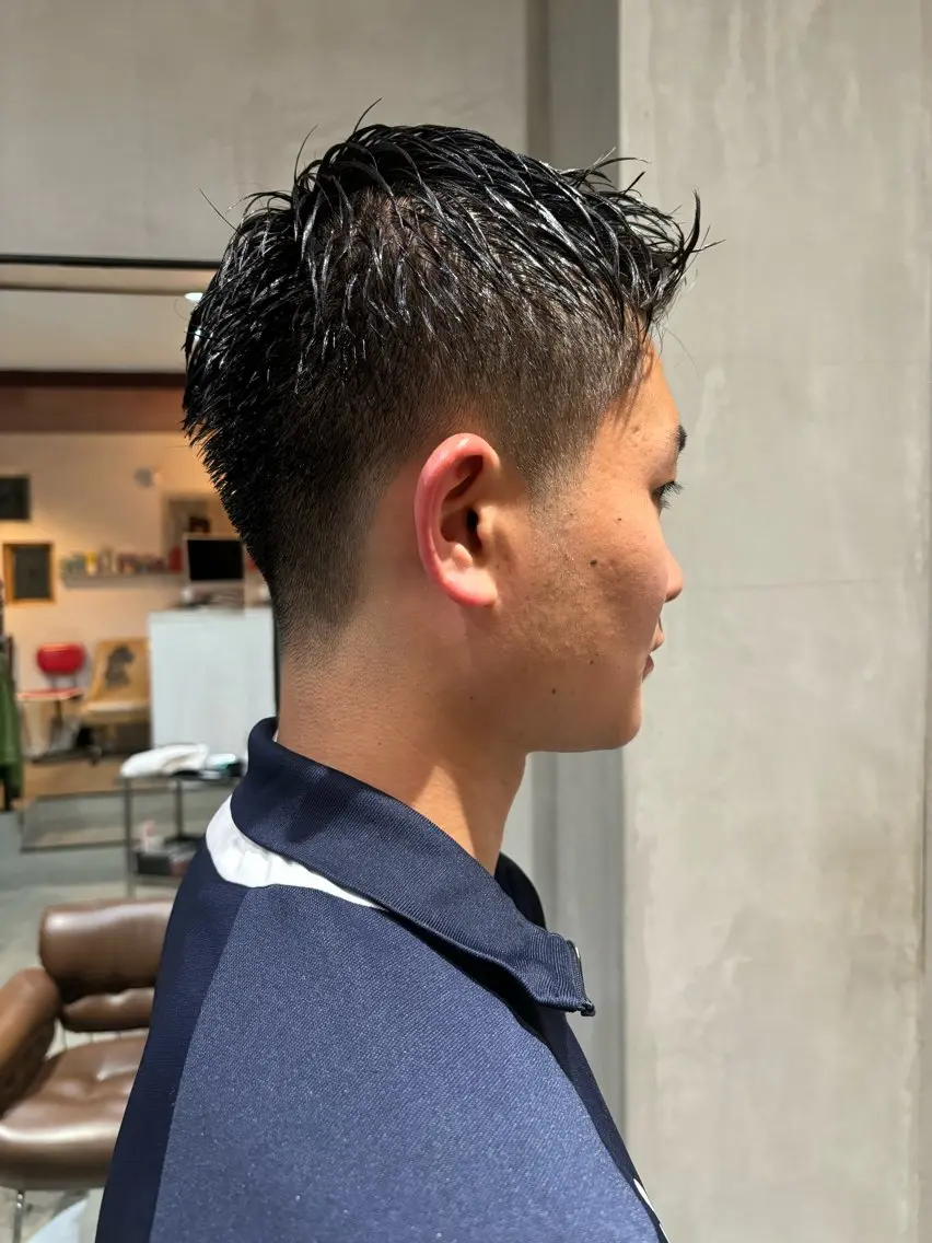 ショート パーマ メンズ フェードカット 刈り上げ ショートヘア 中目黒メンズ刈り上げ Harunaのヘアスタイル
