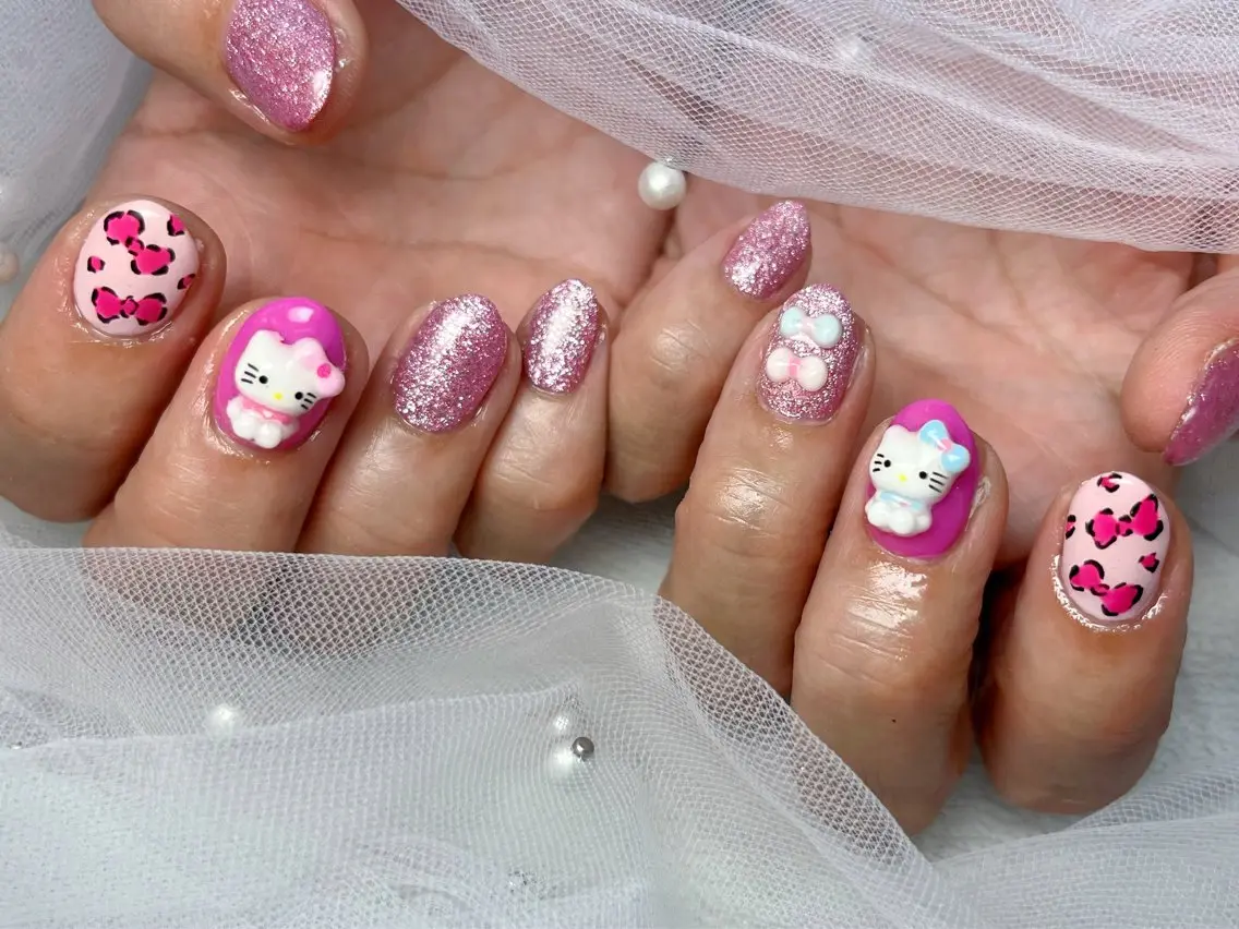 ネイル Queennail 北堀江Yumiのネイルデザイン