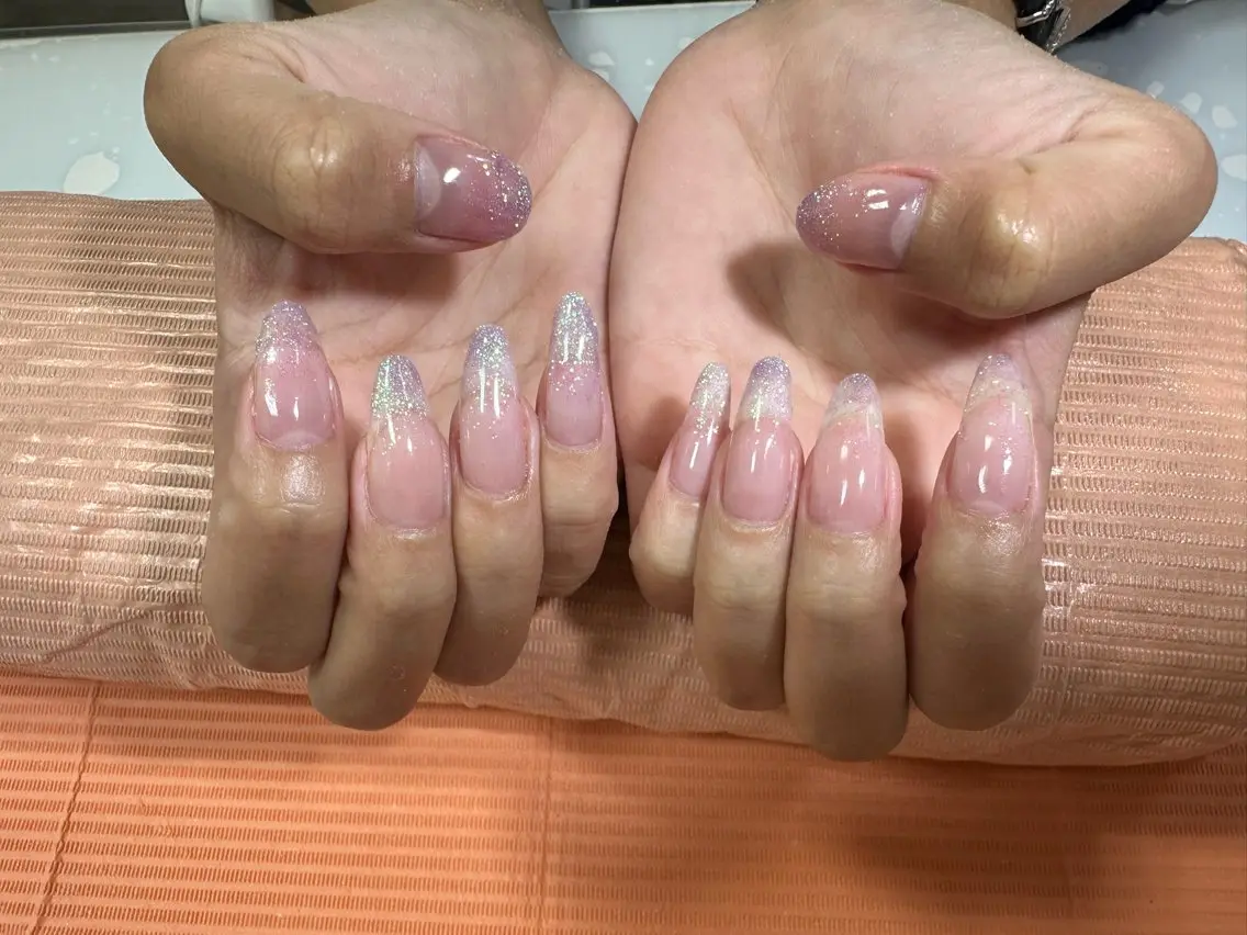 ネイル グラデーション ラメ(グリッター) ラメグラデーション パステルネイル 【Jr.ネイリスト】 💜serina💜のネイルデザイン