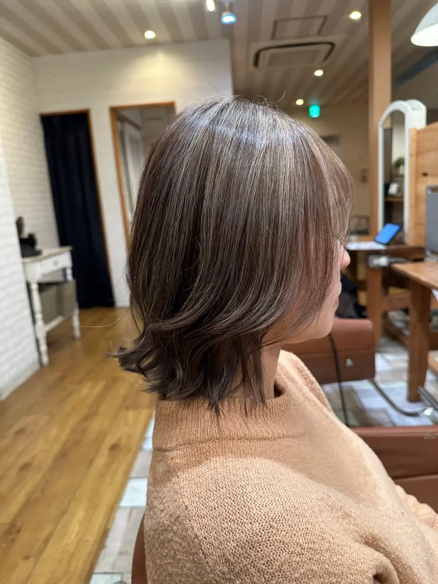 ミディアム カラー 松本 耀清のヘアスタイル