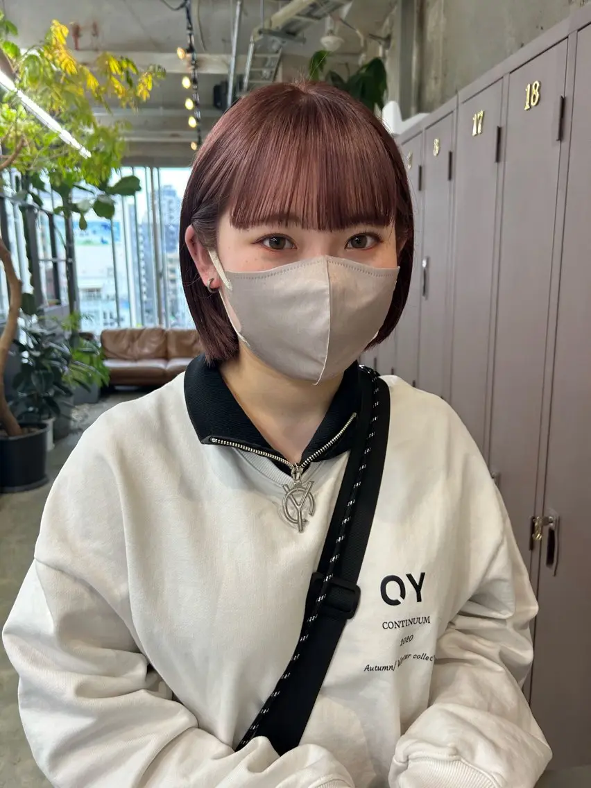 ミディアム カラー ベージュカラー ピンクカラー ピンクベージュ ボブ カット ヘアカラー maho/垢抜け カラーパーマメイクのヘアスタイル