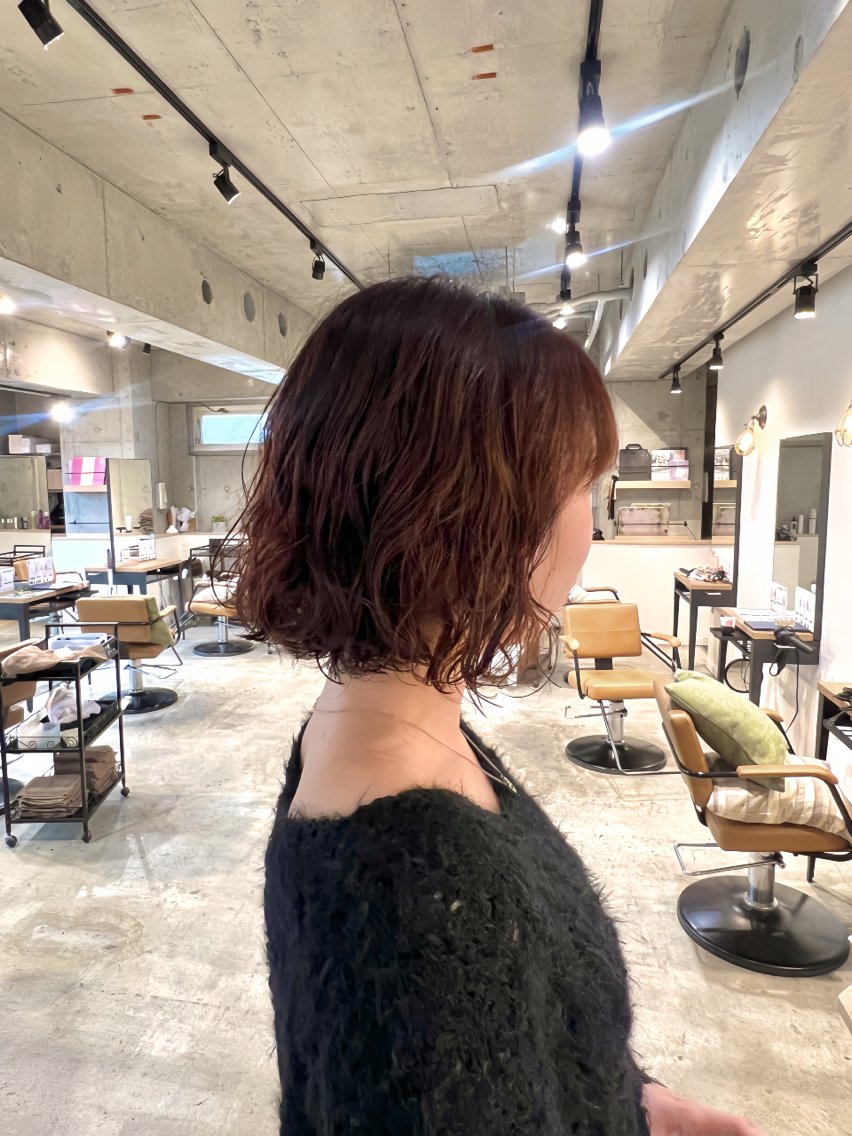 ショート Fuka⭐️ブリーチ なしWカラーのヘアスタイル
