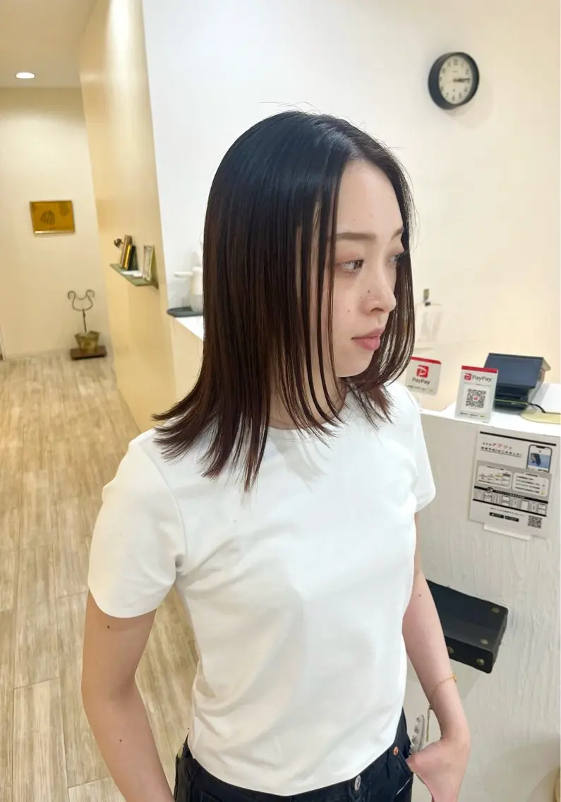 ミディアム パーマ カット 縮毛矯正 トリートメント つぼみ/パーマ ／レイヤー／ボブのヘアスタイル