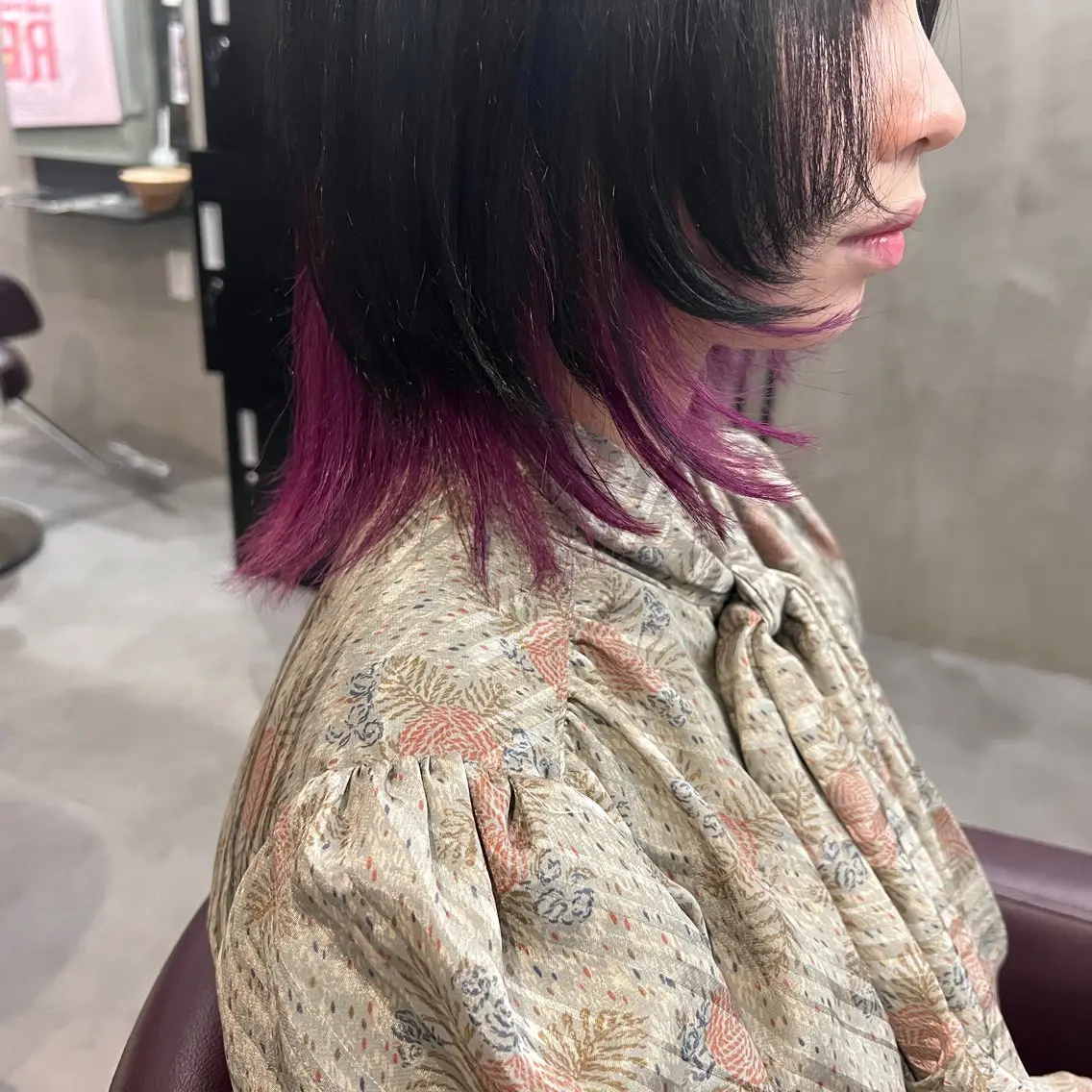 ミディアム パープルカラー ウルフカット カット ヘアカラー トリートメント インナーカラー🦔 🐾KEISUKEのヘアスタイル