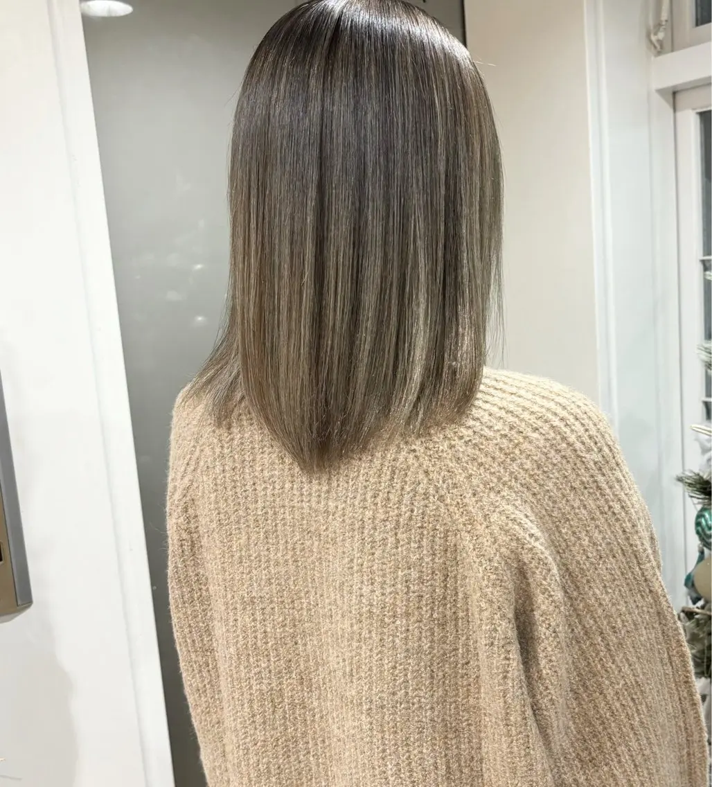 外国人風カラー ハイライト+フルカラー+トリートメントの写真