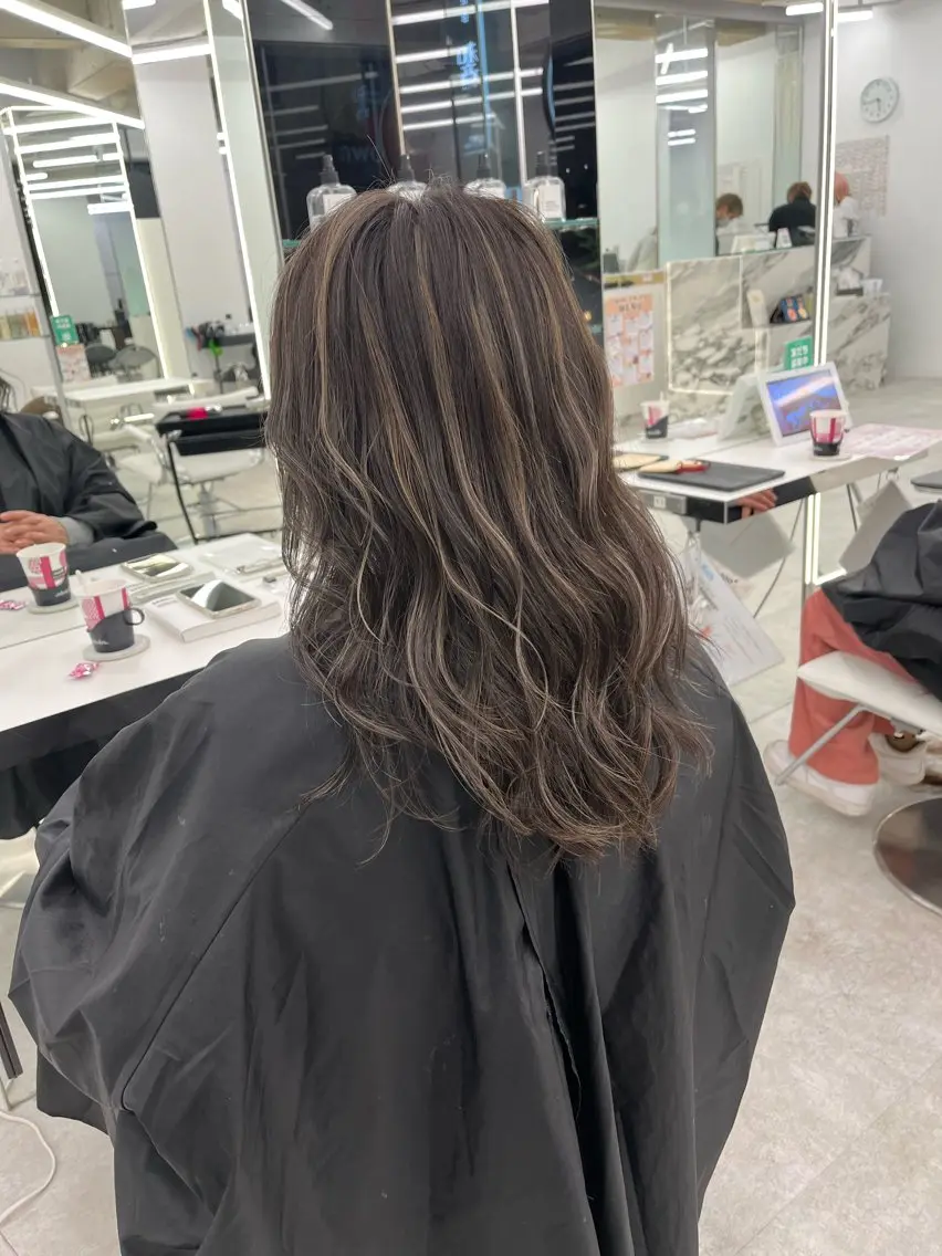 セミロング カラー 森龍馬 メンズ専門美容師のヘアスタイル