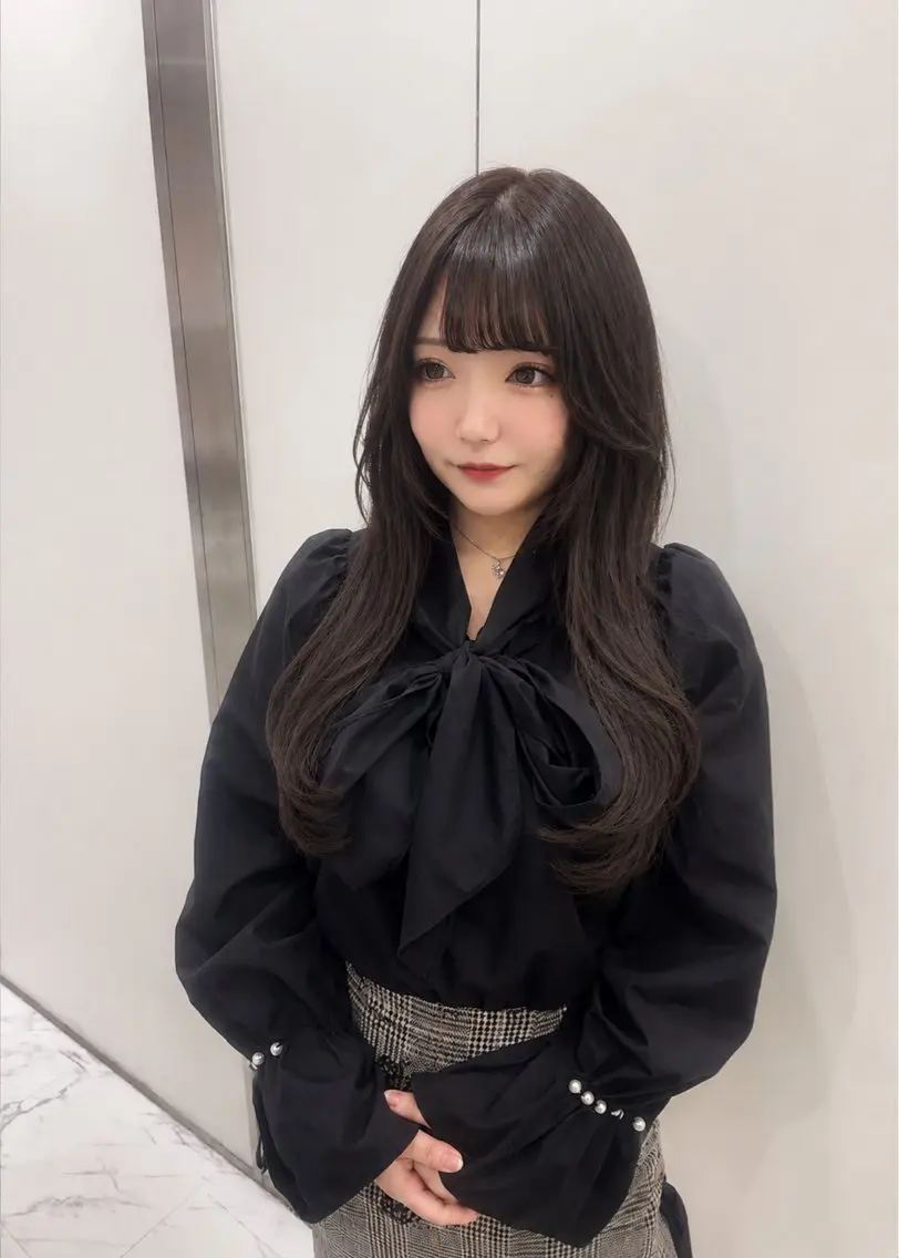 🫧韓国風くびれレイヤー🫧小顔見えカット( ミディアム・ロングで3cm以上切る方限定)+ケラチントリートメントの写真