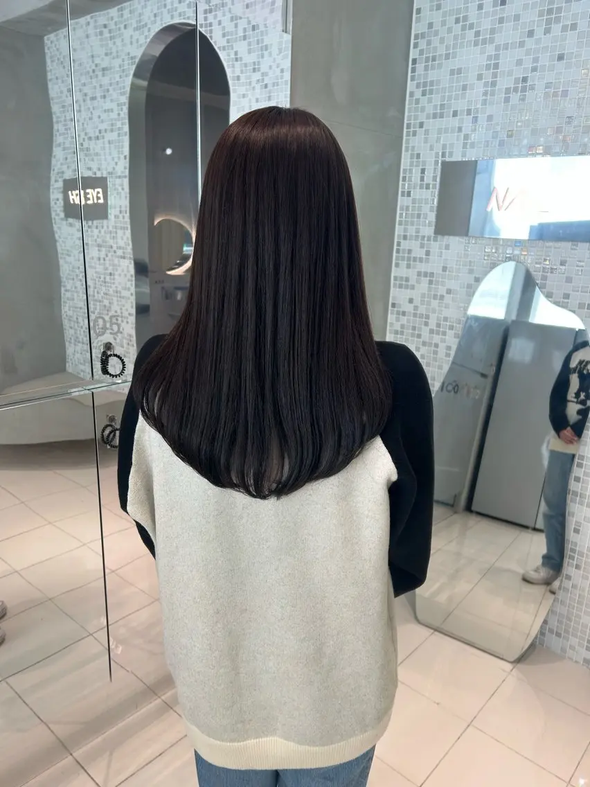 ロング カラー 透明感カラー グレージュ カット ヘアカラー トリートメント 透明感カラー🫧 nanohaのヘアスタイル
