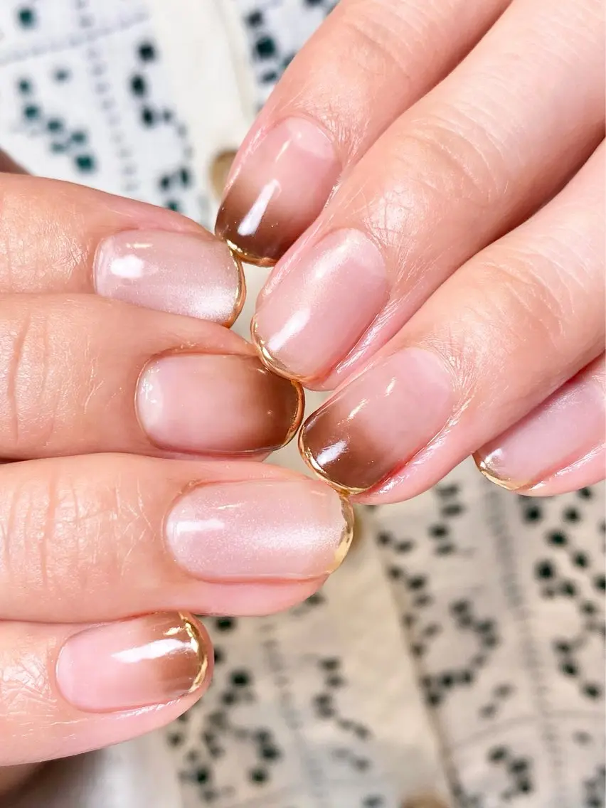 ネイル ミラーネイル Cia_Nail Eriのネイルデザイン