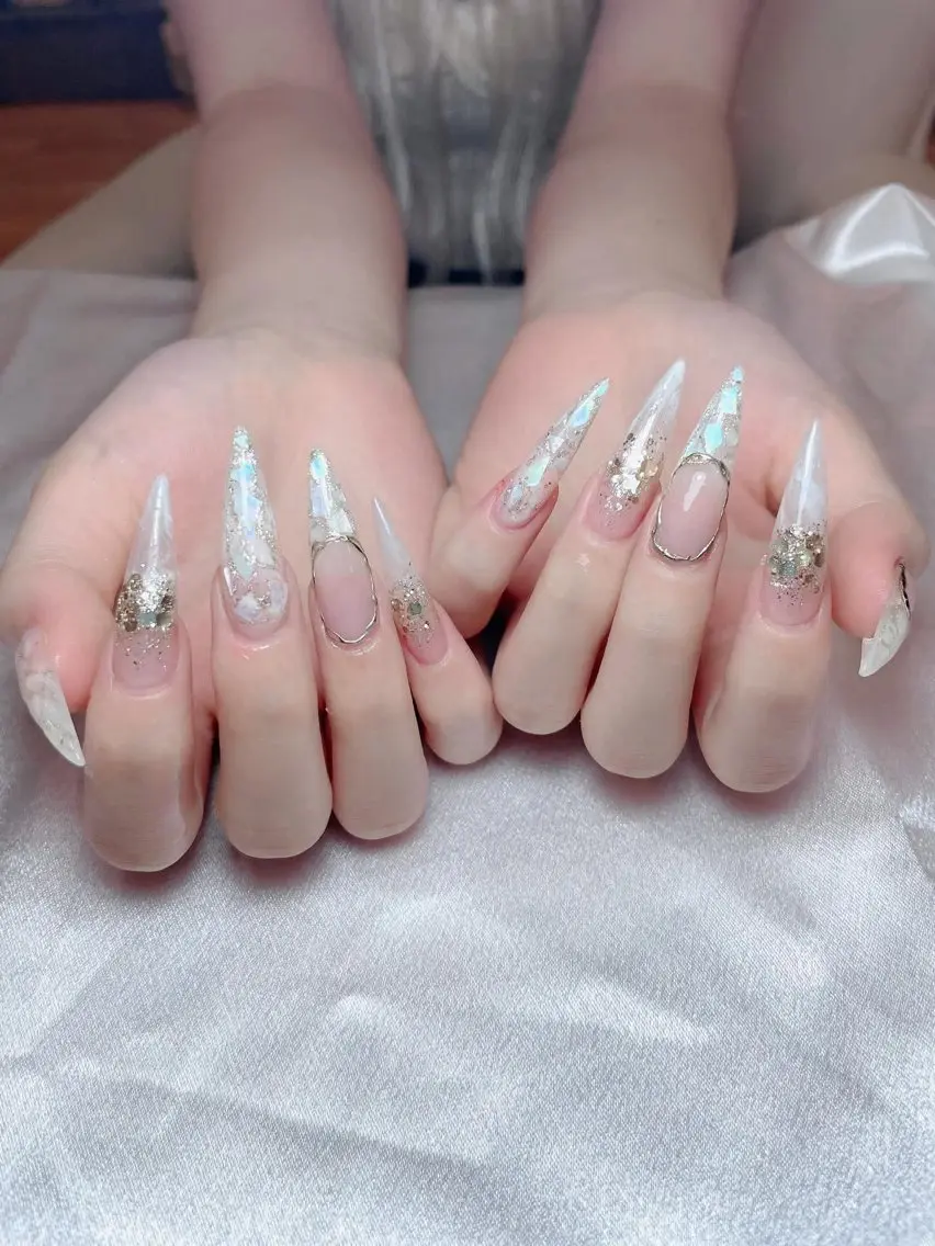 ネイル チークネイル 長さ出し フラッシュネイル ジェルネイル 韓国ネイル ハンドネイル Queen Nail Salonのネイルデザイン
