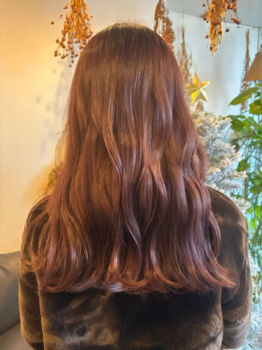 ロング カラー ブラウンカラー ピンクカラー ピンクブラウン カット botan🪷☆*。 レ ナのヘアスタイル