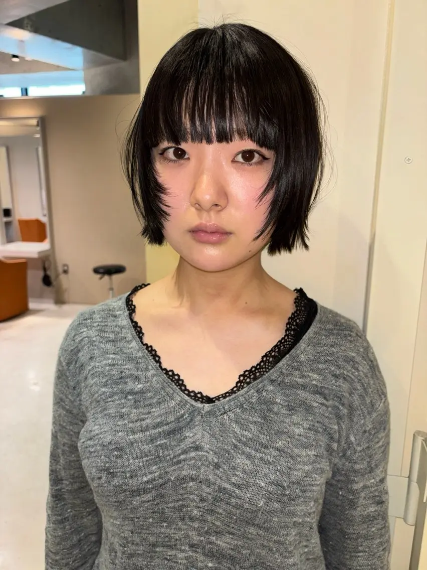 カラー 石川 心々のヘアスタイル