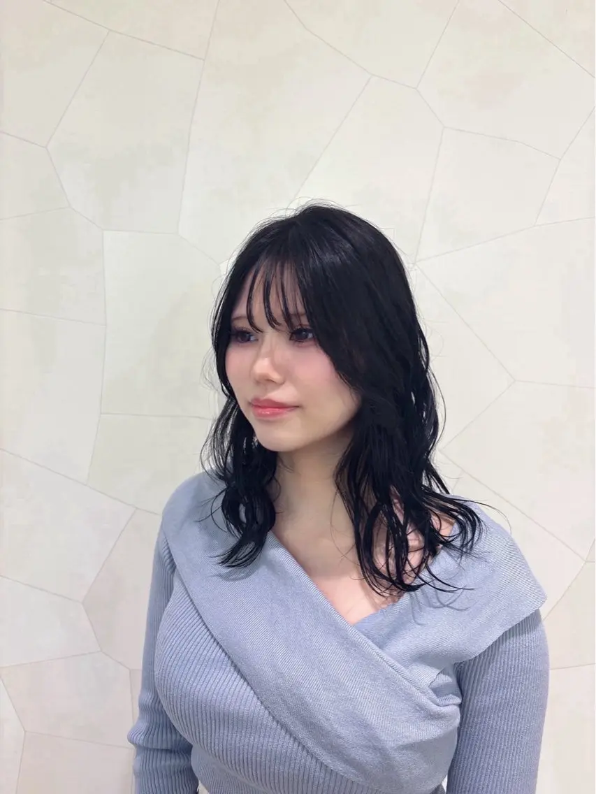ミディアム カット ヘアカラー トリートメント 河野 穂香のヘアスタイル